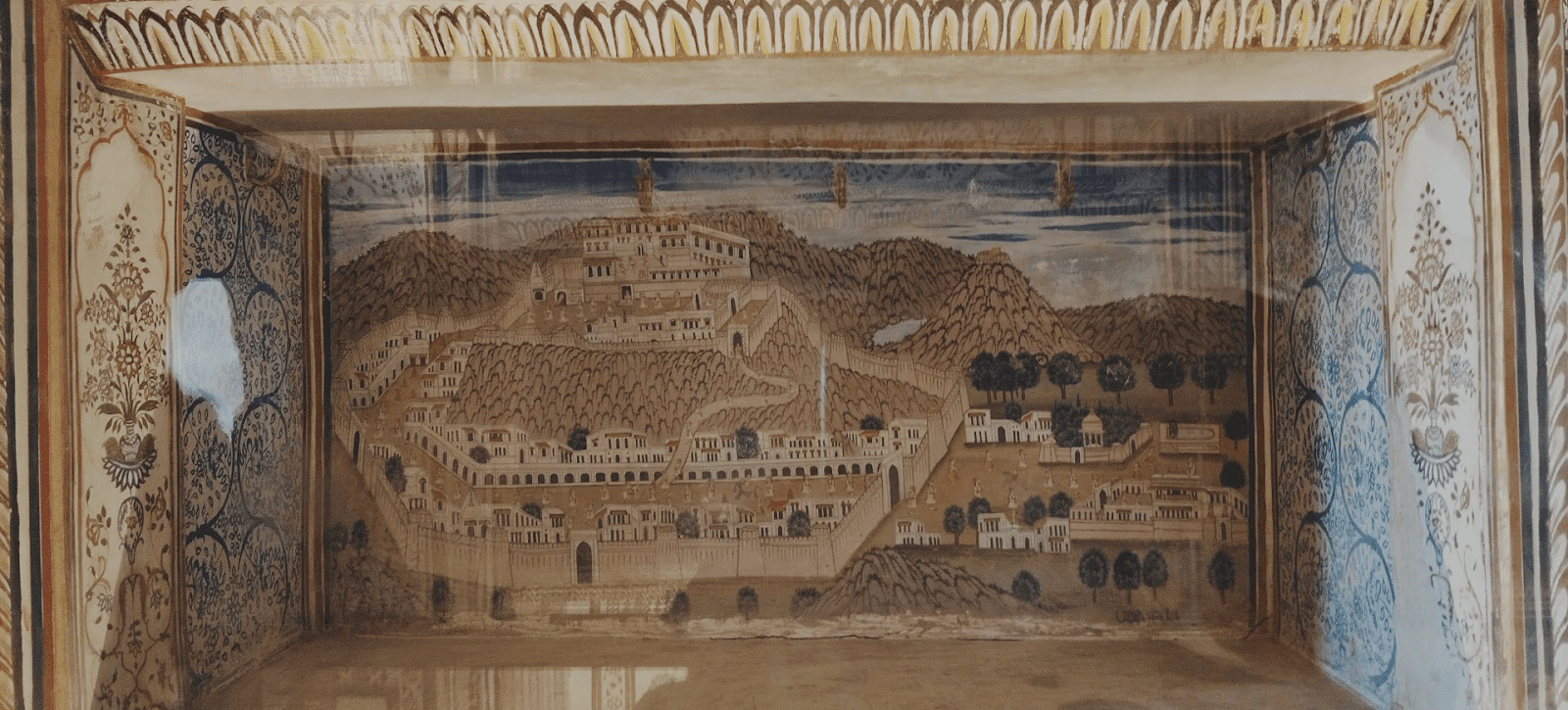 One of the paintings depicting the Jaisalmer fort