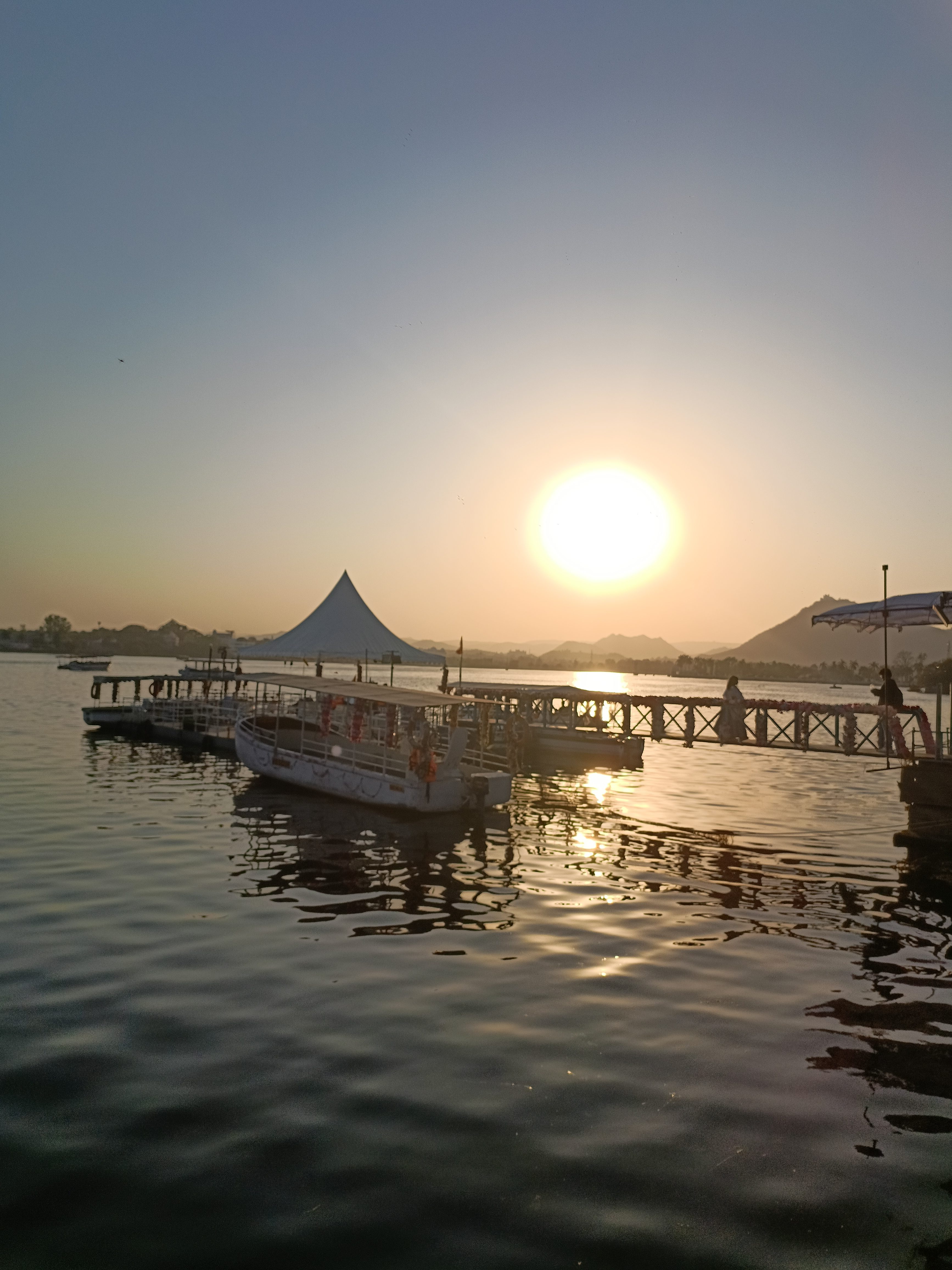 Sunset at Fateh Sagar Lake, Udaipur