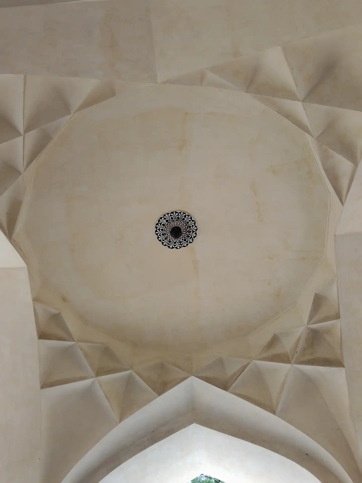 24 Cut Diamond Shapes on the Fateh Darwaza - Golconda Fort