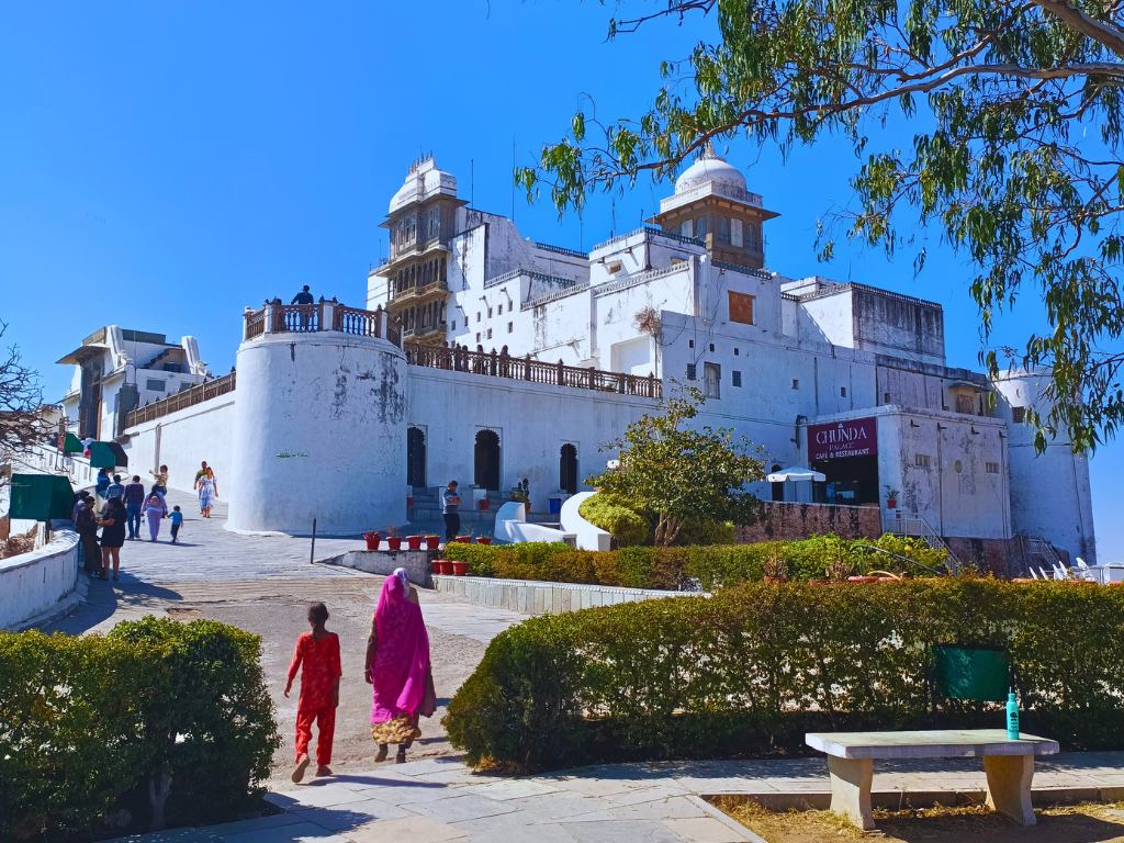 Why sajjangarh fort is called the monsoon palace