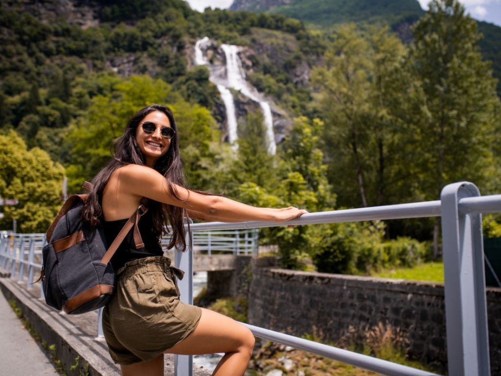 Top 10 Safety Tips for Traveling Alone as a Woman